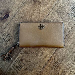 Tory Burch Thea Continental Zip Wallet